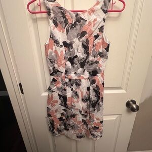 Women’s dress size 3